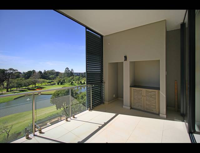 3 BEDROOM APARTMENT FOR SALE IN HOUGHTON ESTATE
